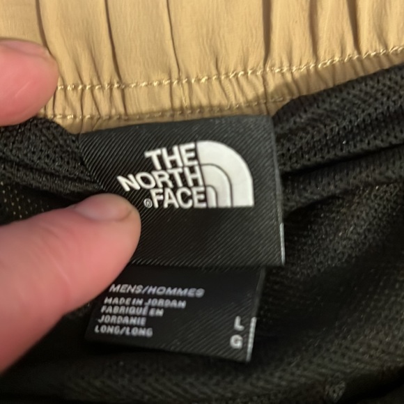 The North Face shorts. Size large. Tan in color. - Picture 4 of 4